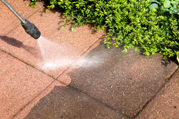 Why Choose Our Certified Pressure Washing Experts for Your Project Needs in Frontenac, MO?